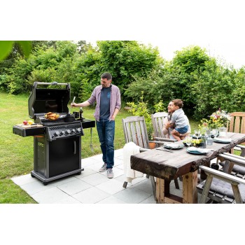 BARBACOA NAPOLEON ROGUE 425 CON QUEMADOR LATERAL, TRASERO INFRARROJO Y ASADOR NEGRA