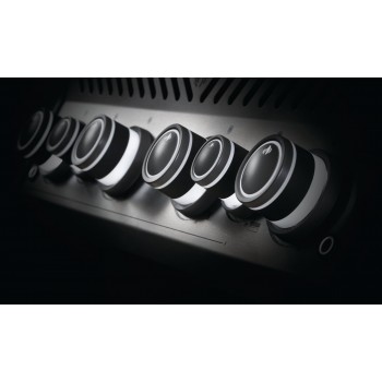 BARBACOA NAPOLEON ROGUE SE 525 CON QUEMADOR LATERAL Y TRASERO INFRARROJOS INOX