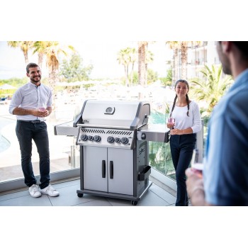 BARBACOA NAPOLEON ROGUE SE 525 CON QUEMADOR LATERAL Y TRASERO INFRARROJOS INOX