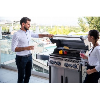 BARBACOA NAPOLEON ROGUE SE 525 CON QUEMADOR LATERAL Y TRASERO INFRARROJOS INOX