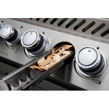 BARBACOA NAPOLEON PRESTIGE PRO 825 CON QUEMADORES INFERIORES Y TRASEROS INFRARROJOS INOX EMPOTRADA