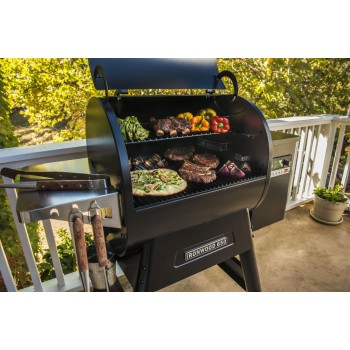 BARBACOA DE PELLETS TRAEGER IRONWOOD 650