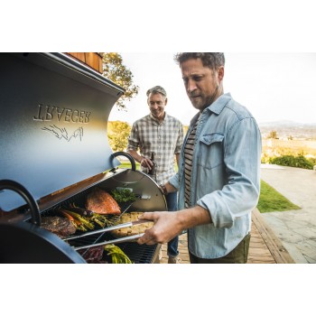 BARBACOA DE PELLETS TRAEGER IRONWOOD 885
